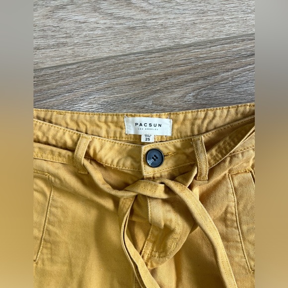 Denim cargo mustard yellow skirt trendy - Picture 3 of 4